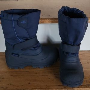Tundra "Quebec Wide" Snowboots - Size 4